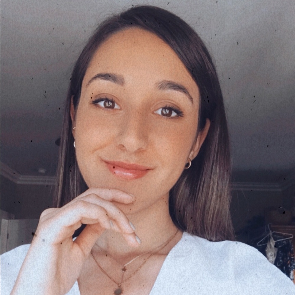 Meet your Posher, Kelly